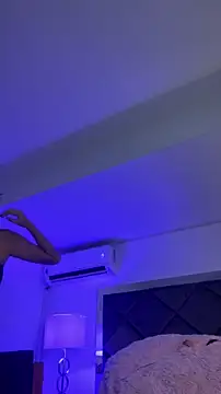 Snapshot of MeganMyerss_ chatting on 10/21/25, 08:53 MeganMyerss  online show from 10/21/25, 08:53