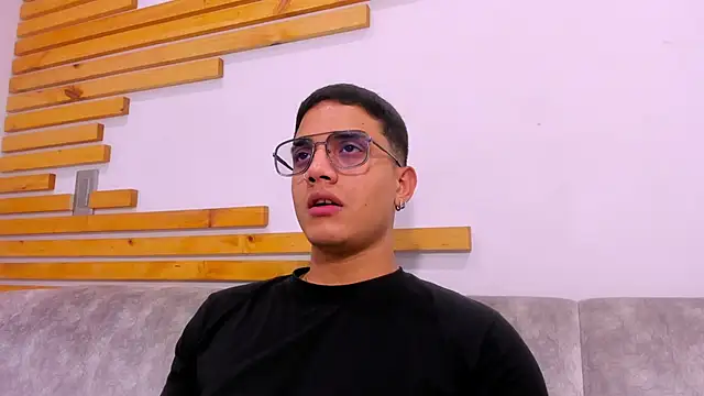 axel vega online show from 10/03/25, 07:11