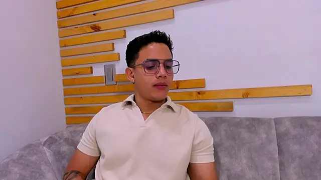 axel vega online show from 10/06/25, 01:19