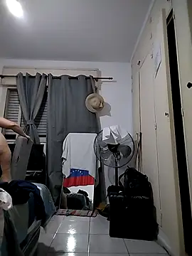 Snapshot of Lunita86 chatting on 10/23/25, 02:00 Lunita86 online show from 10/23/25, 02:00