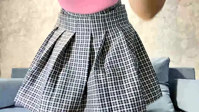 Snapshot of SetsukoBuddemeyer chatting on 10/31/25, 11:55 SetsukoBuddemeyer online show from 10/31/25, 11:55