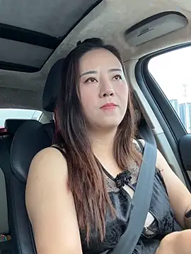 Snapshot of Kayla-love chatting on 11/05/25, 02:11 Kayla-love online show from 11/05/25, 02:11