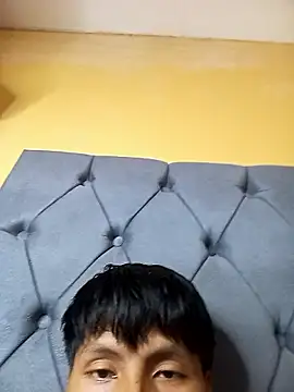 chrisdani25 online show from 09/18/25, 12:01