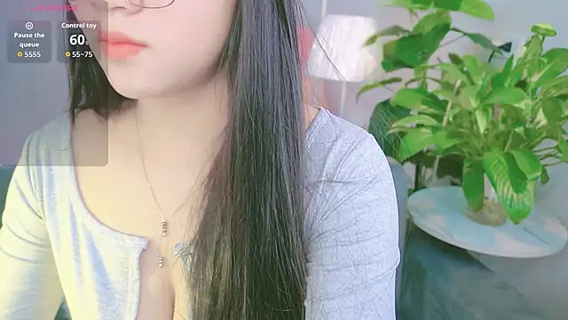 Snapshot of Cherry-26 chatting on 10/02/25, 02:18 Cherry-26 online show from 10/02/25, 02:18