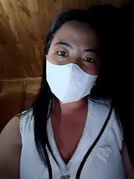 Snapshot of tulipsexy chatting on 09/22/25, 03:58 tulipsexy online show from 09/22/25, 03:58