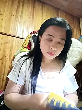 Snapshot of tulipsexy chatting on 10/25/25, 02:08 tulipsexy online show from 10/25/25, 02:08