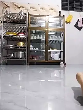 SuriBaby18 online show from 10/15/25, 09:48