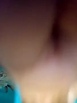 Snapshot of Cute_Couple59 chatting on 09/24/25, 09:18 Cute Couple59 online show from 09/24/25, 09:18