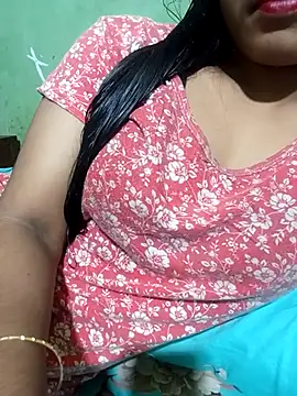 Snapshot of Cute_Couple59 chatting on 10/13/25, 12:49 Cute Couple59 online show from 10/13/25, 12:49