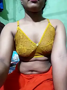 Snapshot of Cute_Couple59 chatting on 10/14/25, 06:20 Cute Couple59 online show from 10/14/25, 06:20