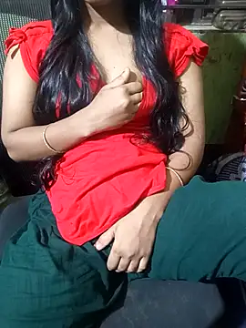 Snapshot of Cute_Couple59 chatting on 10/17/25, 10:29 Cute Couple59 online show from 10/17/25, 10:29