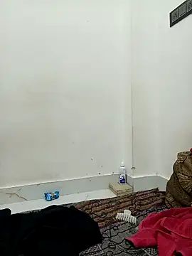 Snapshot of Rihana_01 chatting on 10/15/25, 06:13 Rihana 01 online show from 10/15/25, 06:13