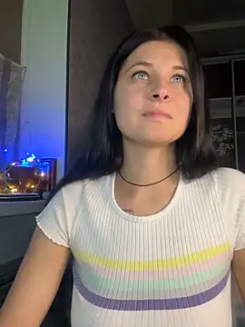 cutie modest  online show from 10/22/25, 07:57