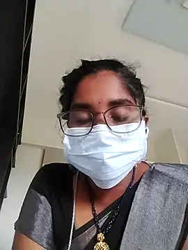 Snapshot of Mahaitha chatting on 09/25/25, 08:18 Mahaitha online show from 09/25/25, 08:18