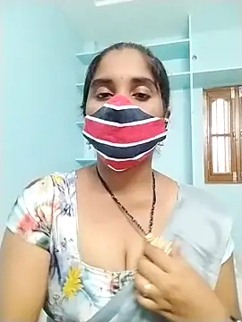 Snapshot of Mahaitha chatting on 10/07/25, 06:43 Mahaitha online show from 10/07/25, 06:43