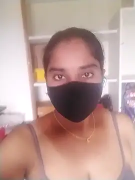 Snapshot of Mahaitha chatting on 10/20/25, 06:14 Mahaitha online show from 10/20/25, 06:14