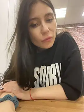 Valerie Ohara online show from 11/04/25, 12:37