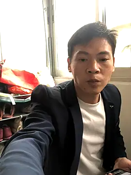 Snapshot of pualldu chatting on 11/07/25, 05:51 pualldu online show from 11/07/25, 05:51