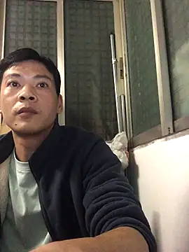 Snapshot of pualldu chatting on 11/11/25, 12:05 pualldu online show from 11/11/25, 12:05