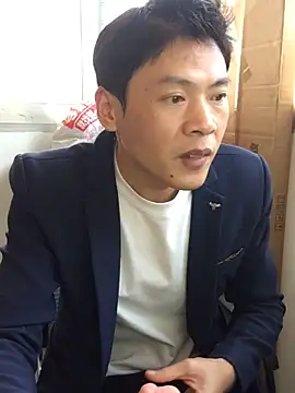 Snapshot of pualldu chatting on 11/24/25, 05:51 pualldu online show from 11/24/25, 05:51