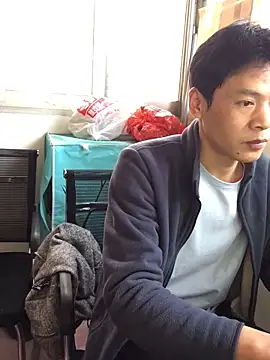 Snapshot of pualldu chatting on 11/25/25, 05:40 pualldu online show from 11/25/25, 05:40