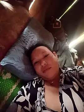 Snapshot of callistra chatting on 10/21/25, 06:36 callistra online show from 10/21/25, 06:36