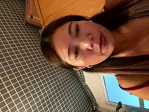 Snapshot of Milky-milk chatting on 10/26/25, 01:39 Milky-milk online show from 10/26/25, 01:39