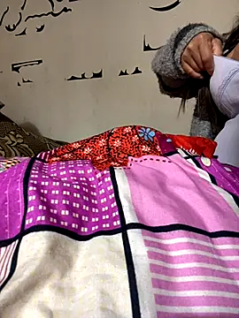 Milky-milk online show from 12/01/25, 02:00