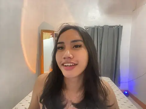 Snapshot of Divine_Goddesss chatting on 10/01/25, 03:40 Divine Goddesss online show from 10/01/25, 03:40