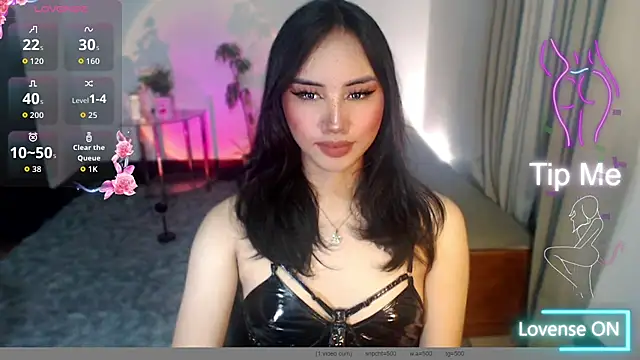 Snapshot of Divine_Goddesss chatting on 11/02/25, 02:58 Divine Goddesss online show from 11/02/25, 02:58