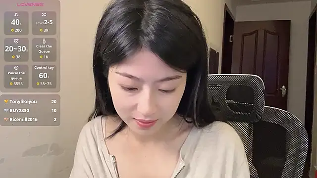Noimpty   online show from 09/18/25, 11:01