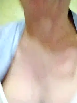 Snapshot of Alissa55552111 chatting on 09/30/25, 06:35 Alissa55552111 online show from 09/30/25, 06:35