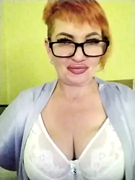 Snapshot of Alissa55552111 chatting on 10/11/25, 01:20 Alissa55552111 online show from 10/11/25, 01:20