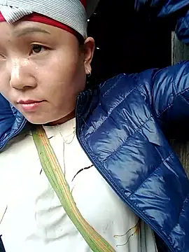 Biu xx online show from 12/15/25, 09:35