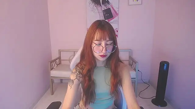 Snapshot of gaby_angel_ chatting on 10/03/25, 08:06 gaby angel  online show from 10/03/25, 08:06