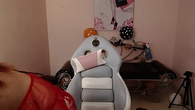 Snapshot of gaby_angel_ chatting on 10/25/25, 08:47 gaby angel  online show from 10/25/25, 08:47