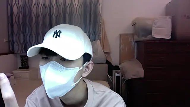 Snapshot of kai101010 chatting on 09/22/25, 03:25 kai101010 online show from 09/22/25, 03:25