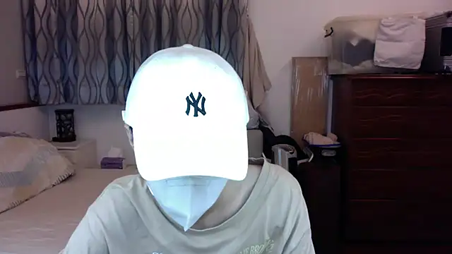 Snapshot of kai101010 chatting on 09/30/25, 04:23 kai101010 online show from 09/30/25, 04:23