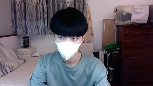 Snapshot of kai101010 chatting on 10/24/25, 03:52 kai101010 online show from 10/24/25, 03:52