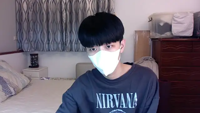 Snapshot of kai101010 chatting on 10/27/25, 04:11 kai101010 online show from 10/27/25, 04:11