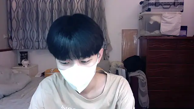 Snapshot of kai101010 chatting on 11/26/25, 04:08 kai101010 online show from 11/26/25, 04:08