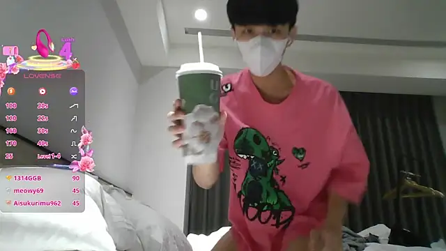 kai101010 online show from 02/03/26, 02:44