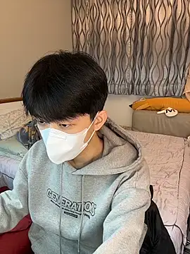 kai101010 online show from 02/09/26, 01:04