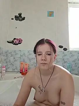 Hot SkinnyGirl online show from 06/08/26, 01:22