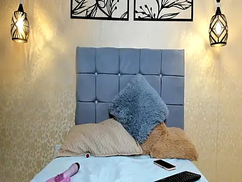 SamantaParty1 online show from 09/30/25, 01:43