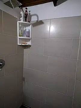 Snapshot of Suzanelee1 chatting on 10/10/25, 10:31 Suzanelee1 online show from 10/10/25, 10:31