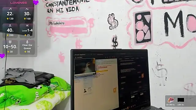 Snapshot of Cherrysweetyx chatting on 11/29/25, 12:35 Cherrysweetyx online show from 11/29/25, 12:35