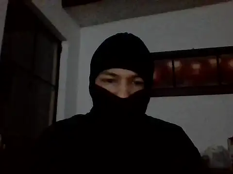 Snapshot of El_awo_ chatting on 09/21/25, 04:47 El awo online show from 09/21/25, 04:47