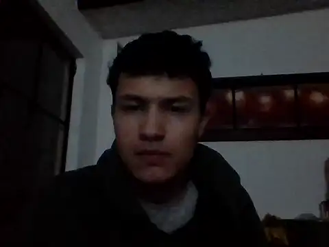 Snapshot of El_awo_ chatting on 10/02/25, 04:19 El awo online show from 10/02/25, 04:19