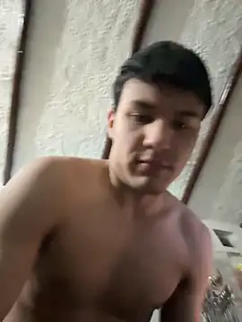 Snapshot of El_awo_ chatting on 10/03/25, 07:27 El awo online show from 10/03/25, 07:27